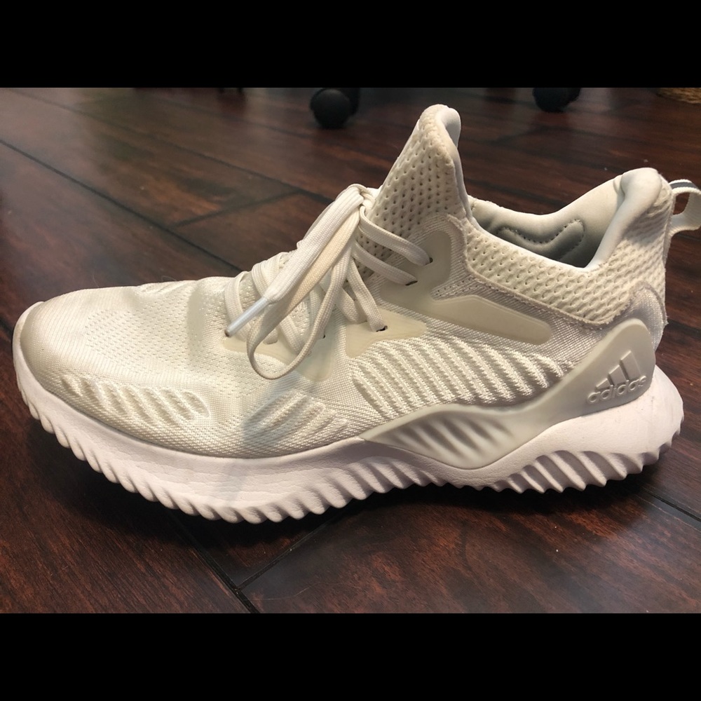 Adidas Women’s Bounce shoes